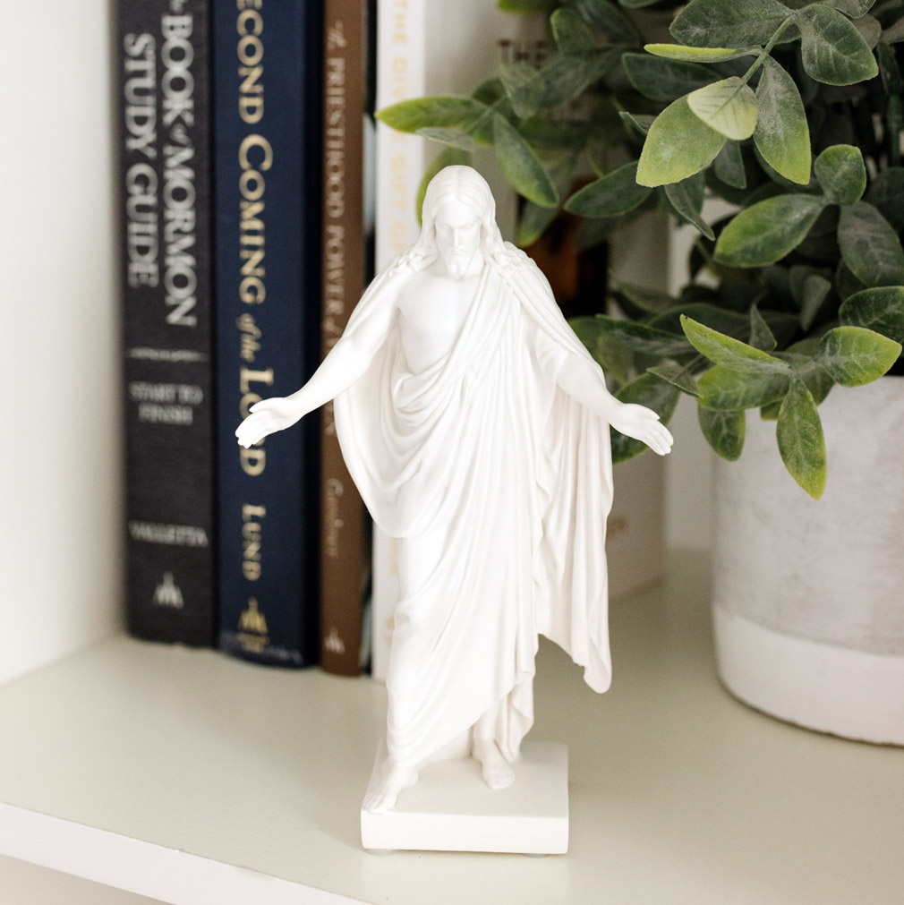Christus Statue - Small (6in) - LDP-STT-CHR-S